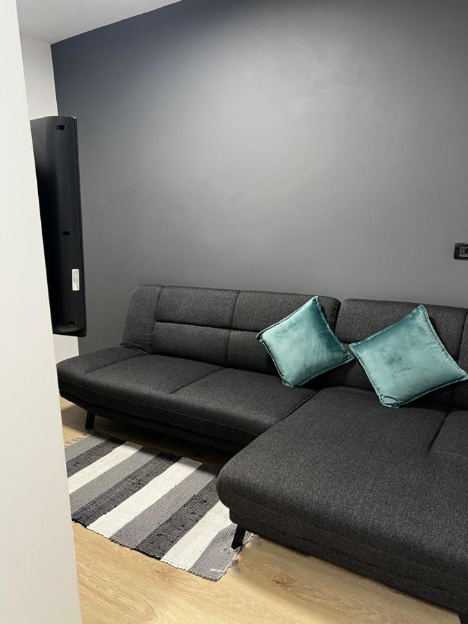 Amion Apartment In Center Of Tirana Exterior photo