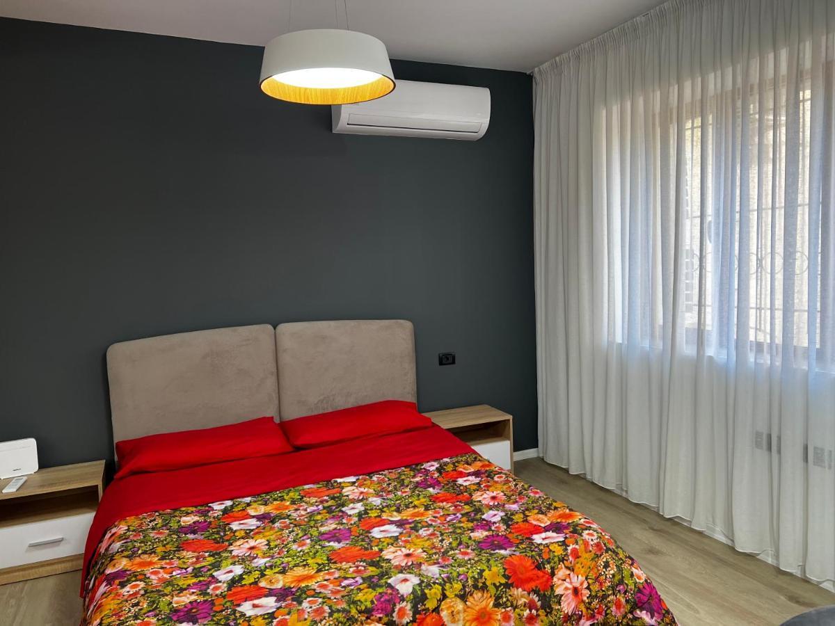 Amion Apartment In Center Of Tirana Exterior photo